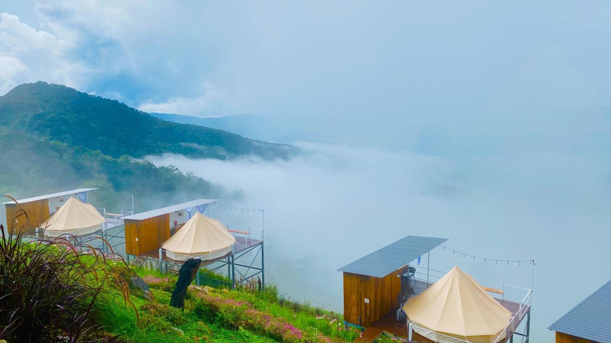 Hotel ชิวชิวแคมป์ ภูชี้ฟ้า Ban Huai Han Exterior foto